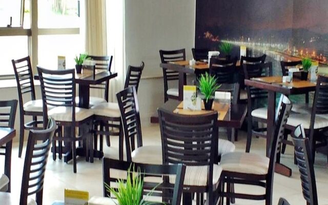 Flat Mediterraneo com garagem
