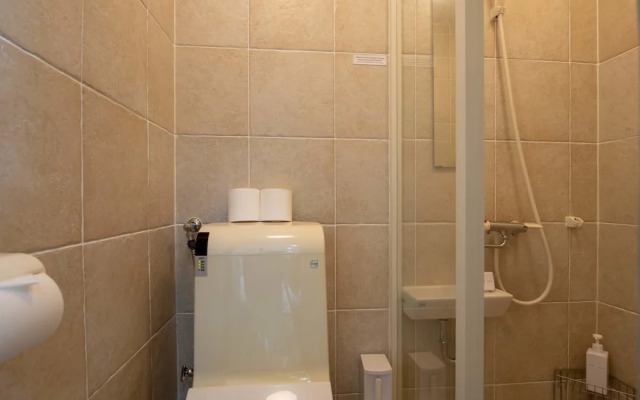 Hurry Slowly Condominiums