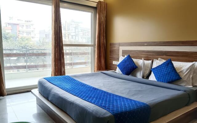 The Indian Hotel & Kitchen