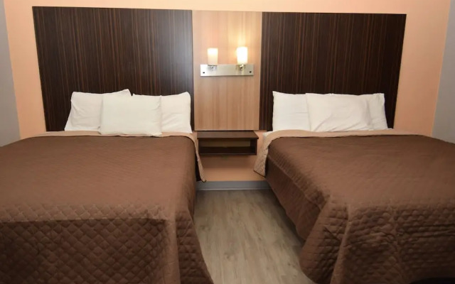 University Manor Inn