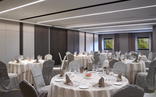 NJV Athens Plaza Hotel