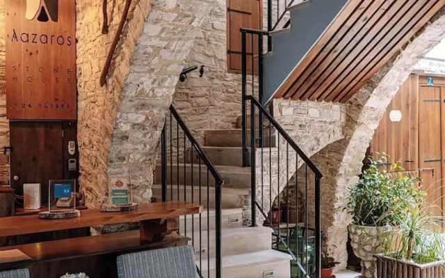 Lazaros Stonehouse