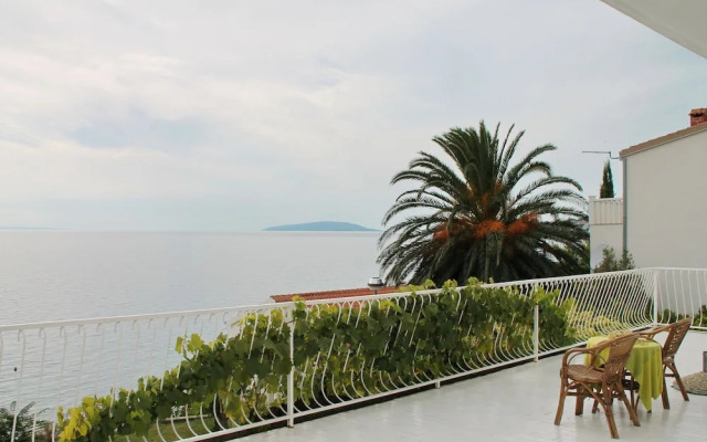 Sea View - Cosy & Comfortable - A3 Boris