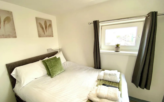 Kennedy House - Beachfront
