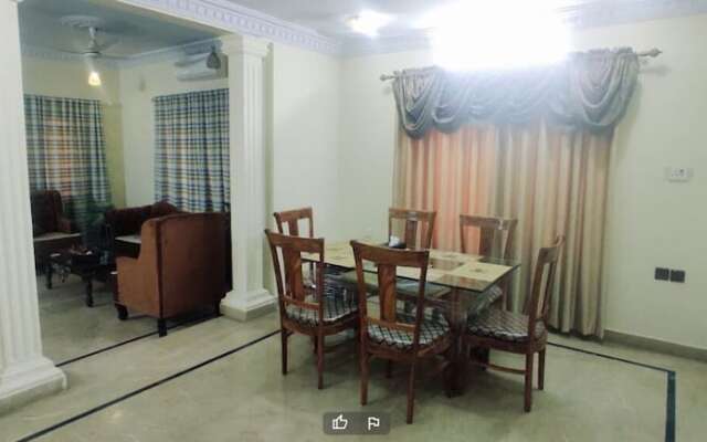 Waypoint Hotel