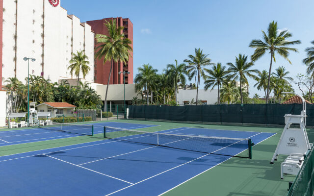 The Club at Sheraton Buganvilias