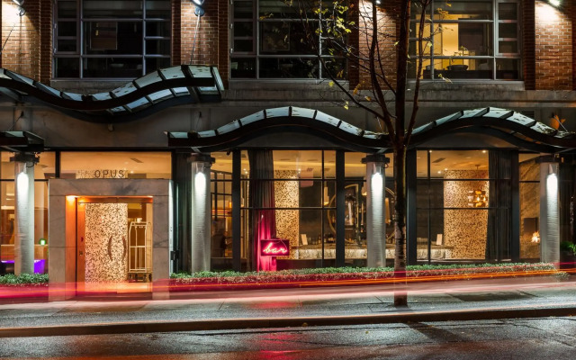 OPUS Hotel Vancouver