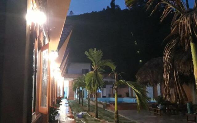 Phong Nha Hillside View Bungalow