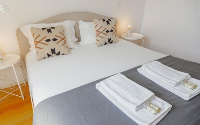 Riverview Apartment by Homing