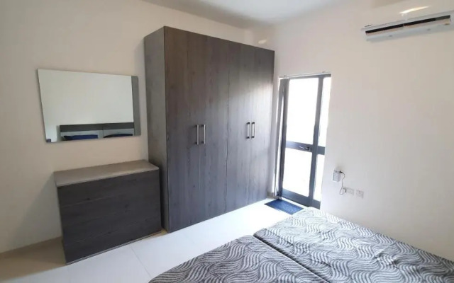 SB3 - Stylish PENTHOUSE - Superb Location Msida