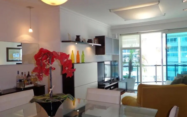 Green Lake Peninsula Apartment