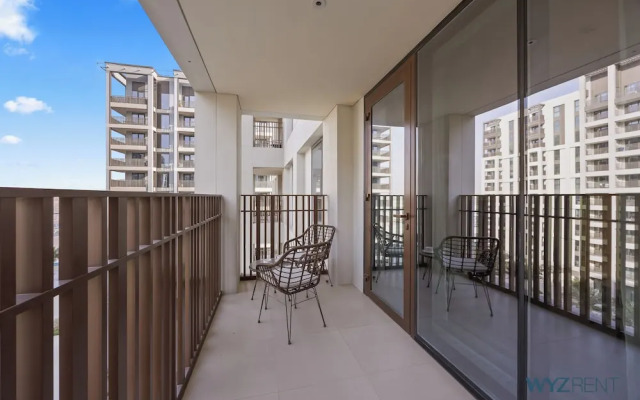 Earthy Elegant 1BR Surf 2 Creek Beach