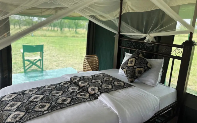 Zuhumath Tented Camps Serengeti