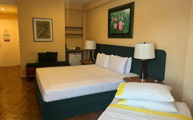 Coco Grande Hotel