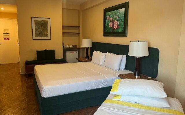 Coco Grande Hotel
