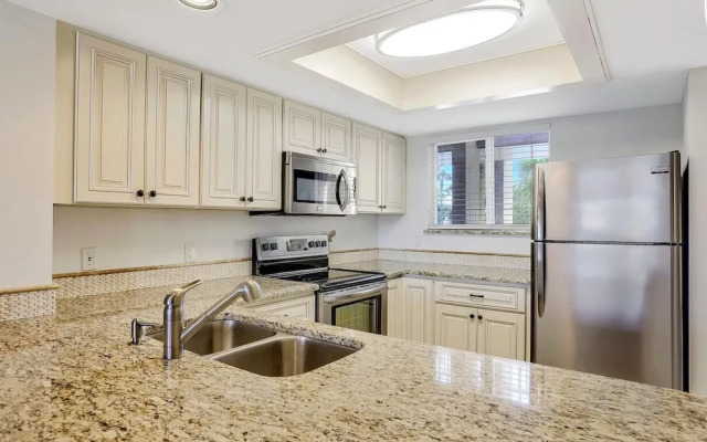 Eagle Cay Building 3-204