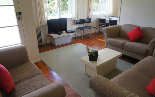 Cheviot Park Motor Lodge