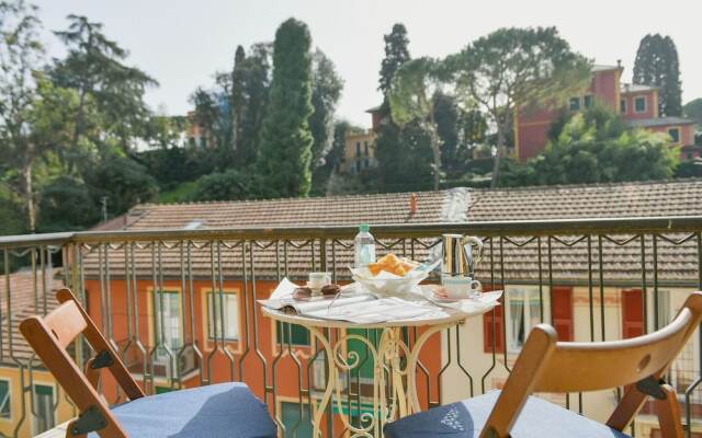 Una finestra su Villa Durazzo