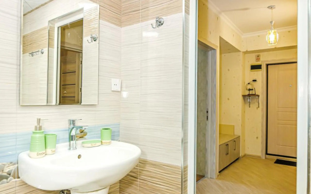 City Centre 3 Room Lux House