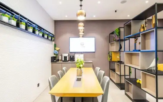 Homeinn Selected Hotel (Taicang Wanda Plaza)