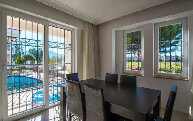 Noya Apartments