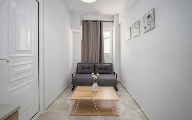 Sun City Apartments by Estia