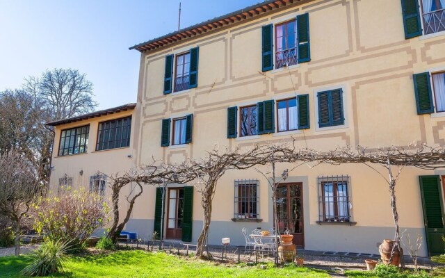 Classic Villa in Firenze with Whirlpool