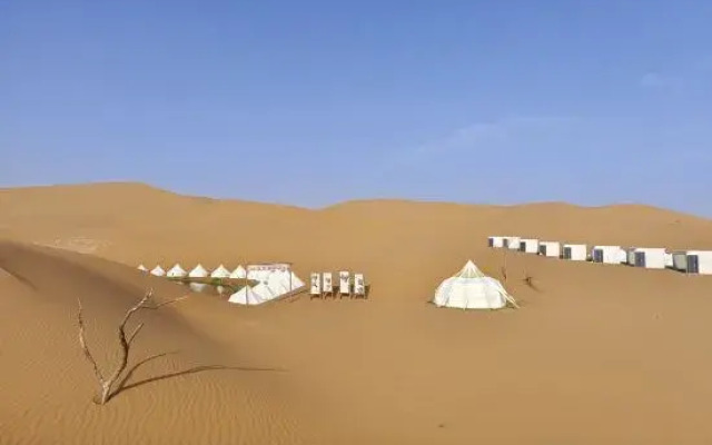 Zhongwei Daxing Night Desert Camp