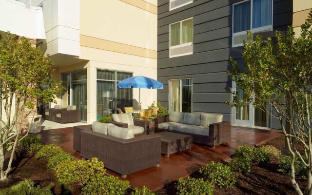 Fairfield Inn & Suites Fayetteville North