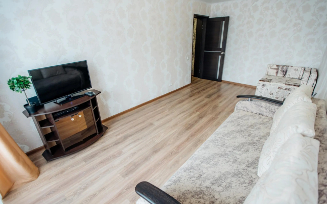 Апартаменты на улице Маршала Жукова 7