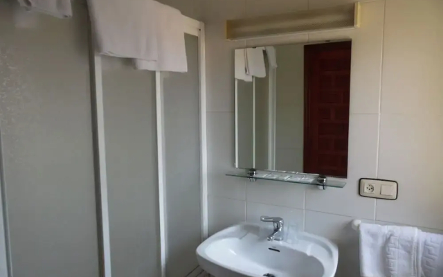 Hostal Arias