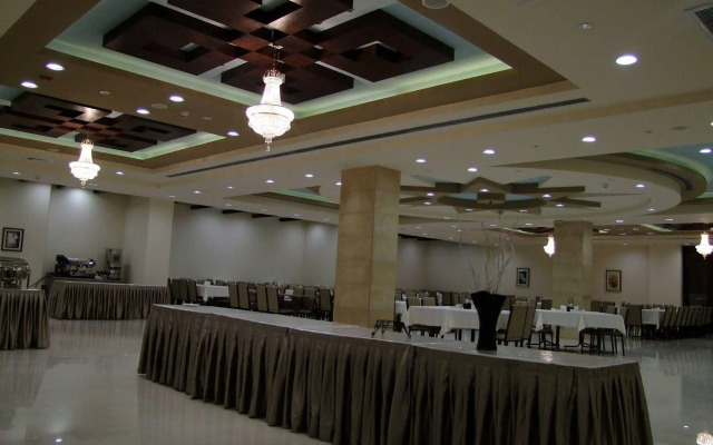 Manger Square Hotel