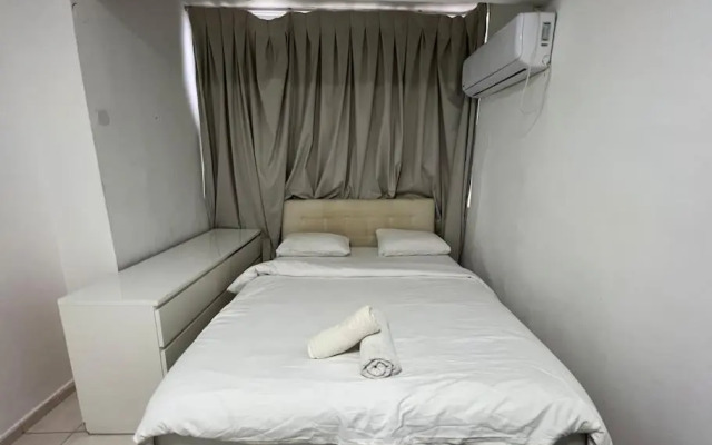 Beach front! 2 bedrooms right on the boardwalk