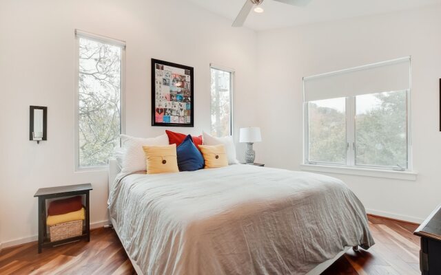 1500 Summit St Townhouse Unit 7