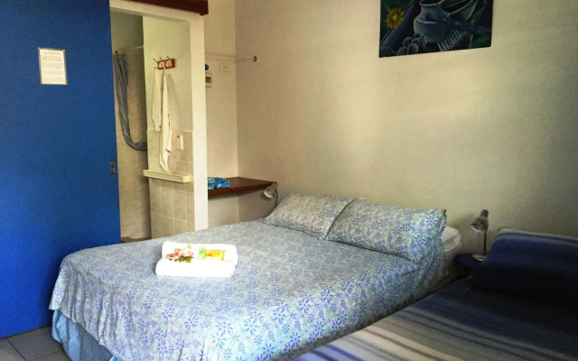 Travellers Motel