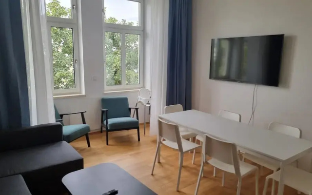 Allinone Apartments