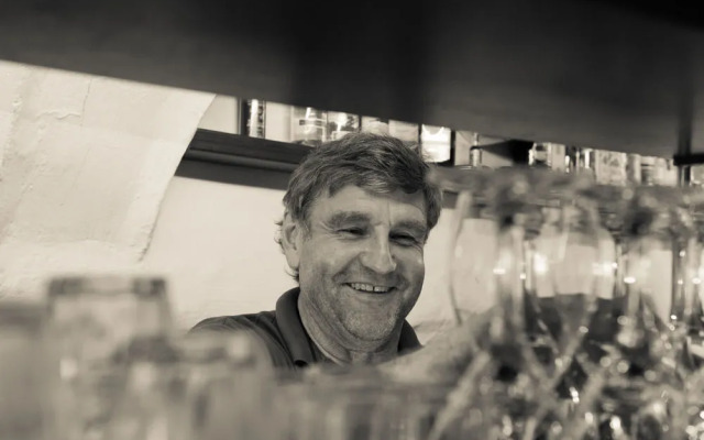 Golden Roof Apartments by Penz