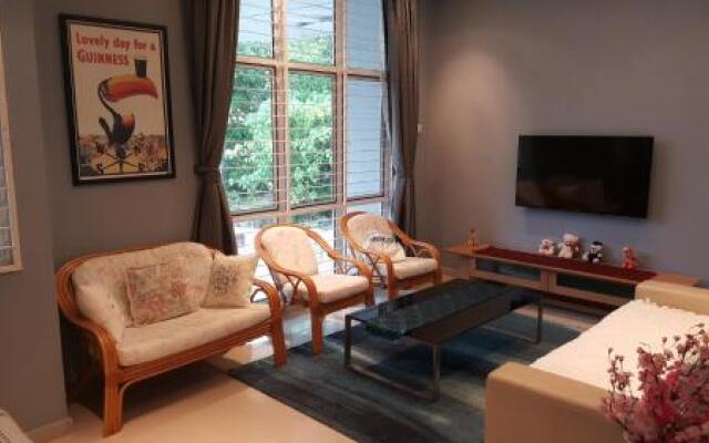 Shamrock Villas Corner OR Seaview