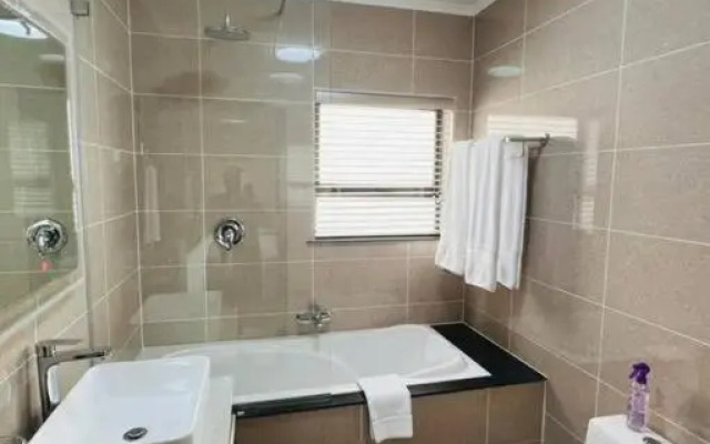 Vonzee apartment on Palmview Estate.