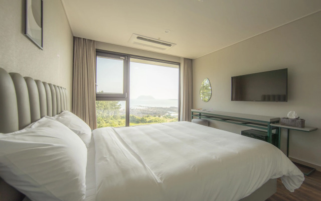 Hotel Seogwipean
