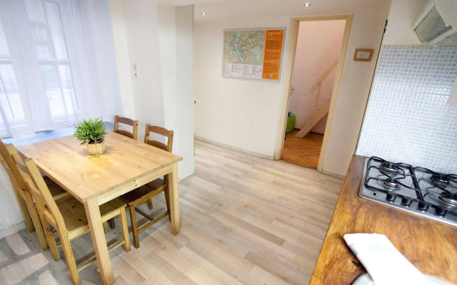 Budapest Easy Flat Opera
