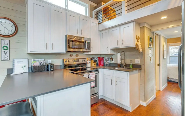 Tiny Home in Flat Rock: Easy Access to I-26!