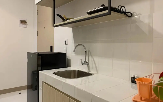 Homey And Functional 2Br Tokyo Riverside Pik 2 Apartment