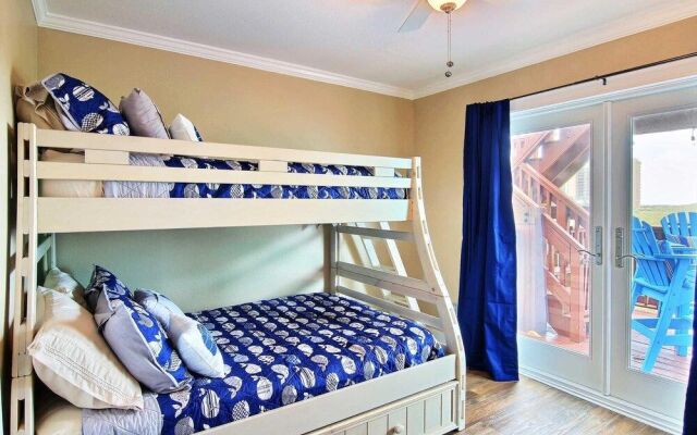 TX361 6877 - 5 Br Home