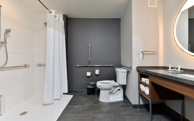 Courtyard by Marriott Raleigh Cary/Crossroads