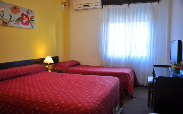 Hotel Arona