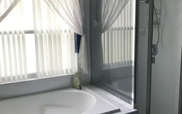 3 Bedroom Pool Home