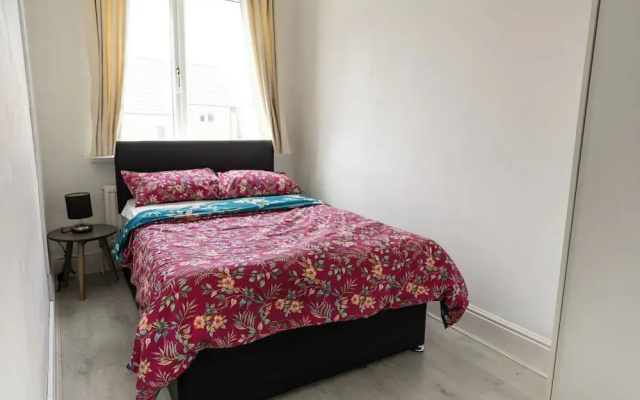 Victoria Road Retreat - Charming 2 Bedroom House
