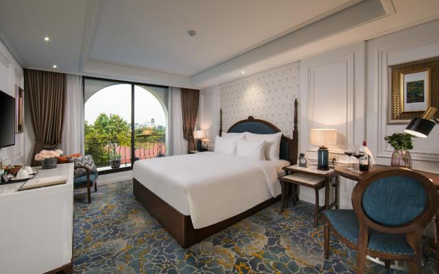 The Oriental Jade Hotel