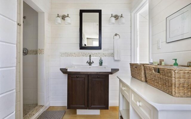 Miranda House by Eleuthera Vacation Rentals